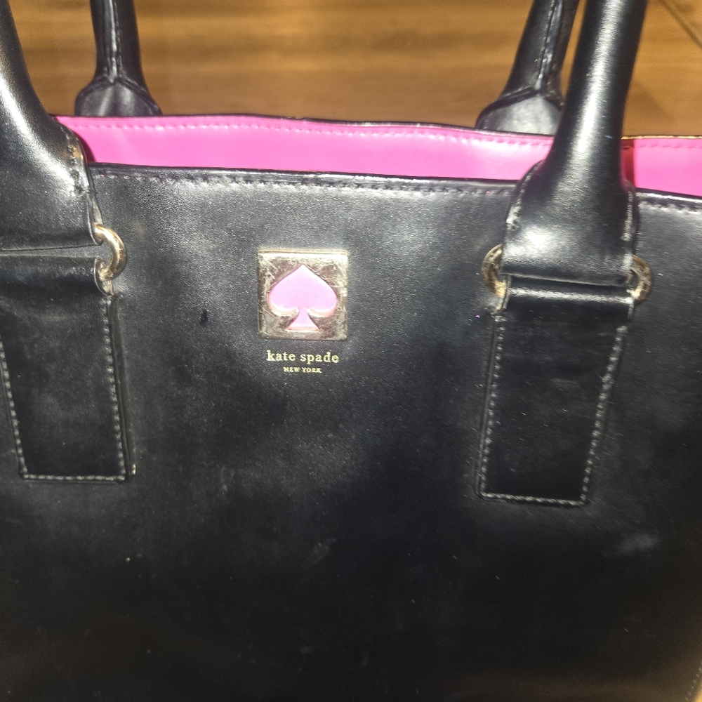 Kate Spade Vibrant Black & Pink Bag with Beige Interior - Picture 10 of 16